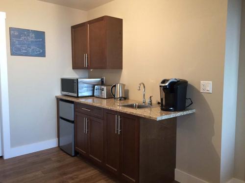 Melfort-Bell-Kitchenette-min